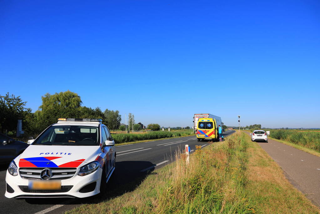 Auto belandt in sloot bij ongeval