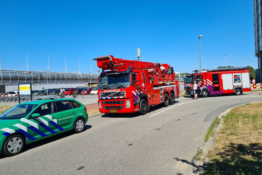 Zoekactie in water na aantreffen scooter