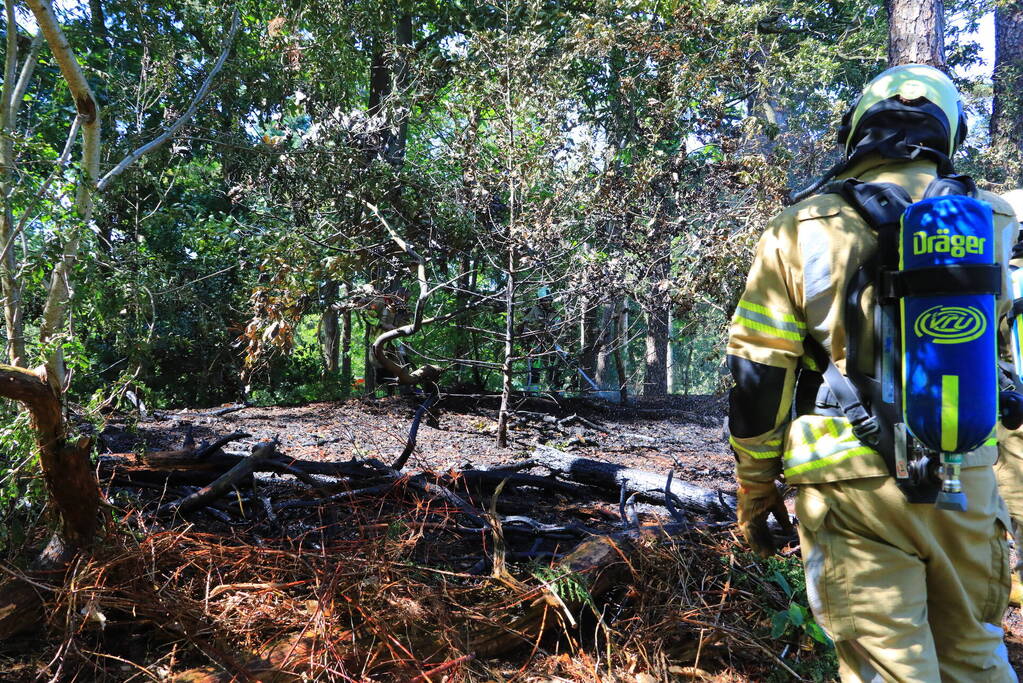 Flinke brand in Monnickenbos