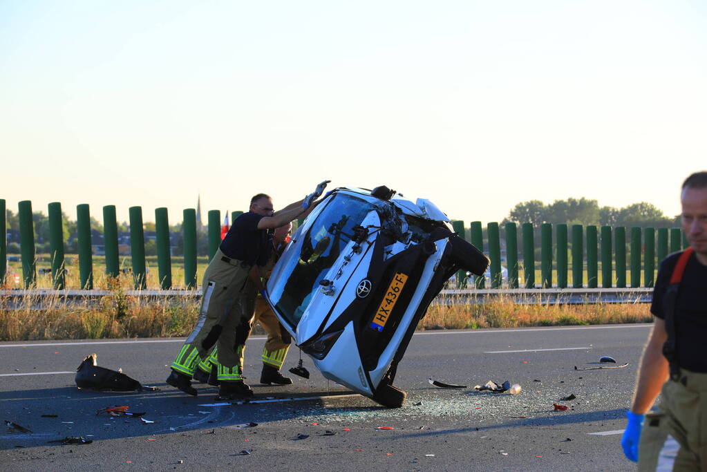 Kinderen betrokken bij ernstig ongeval op snelweg
