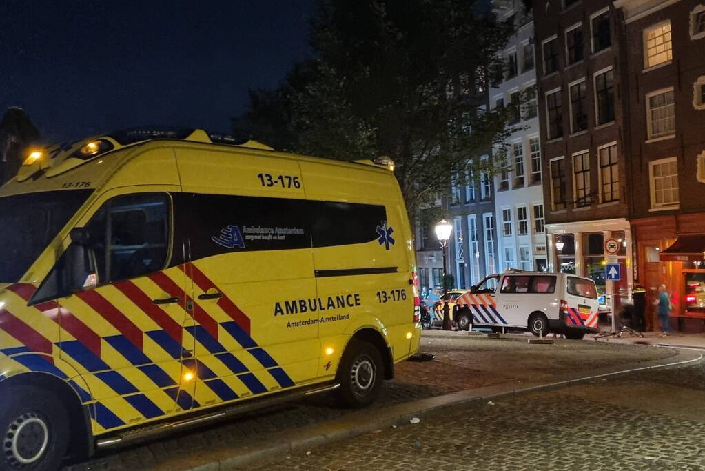 Man ernstig gewond bij steekpartij