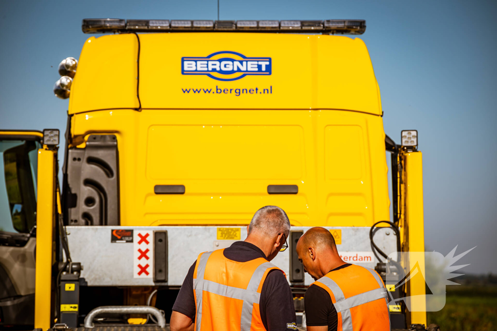 Auto op de kop bij ongeval