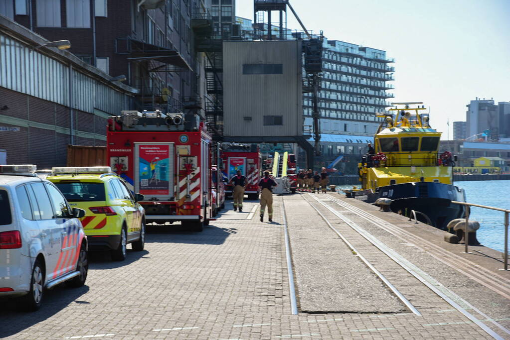 Grote brand in bedrijfspand