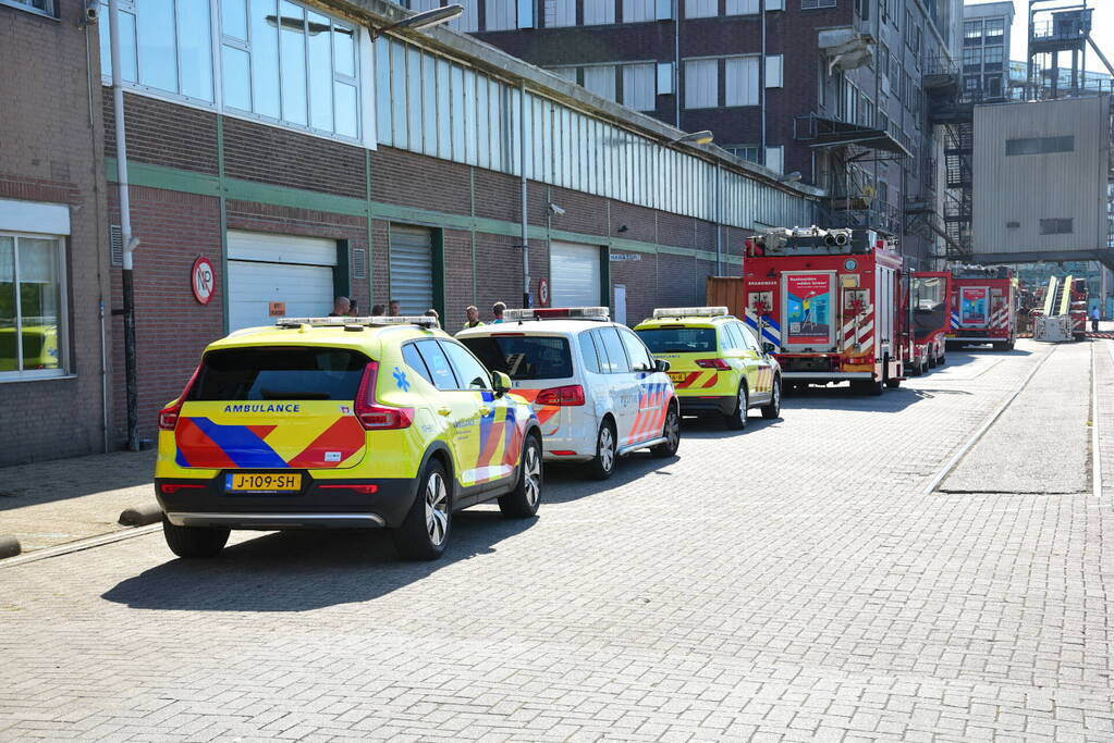 Grote brand in bedrijfspand