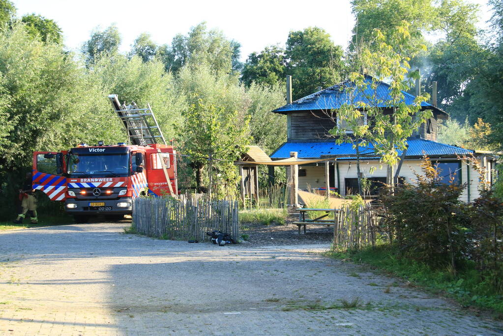 Gebouw volledig afgebrand