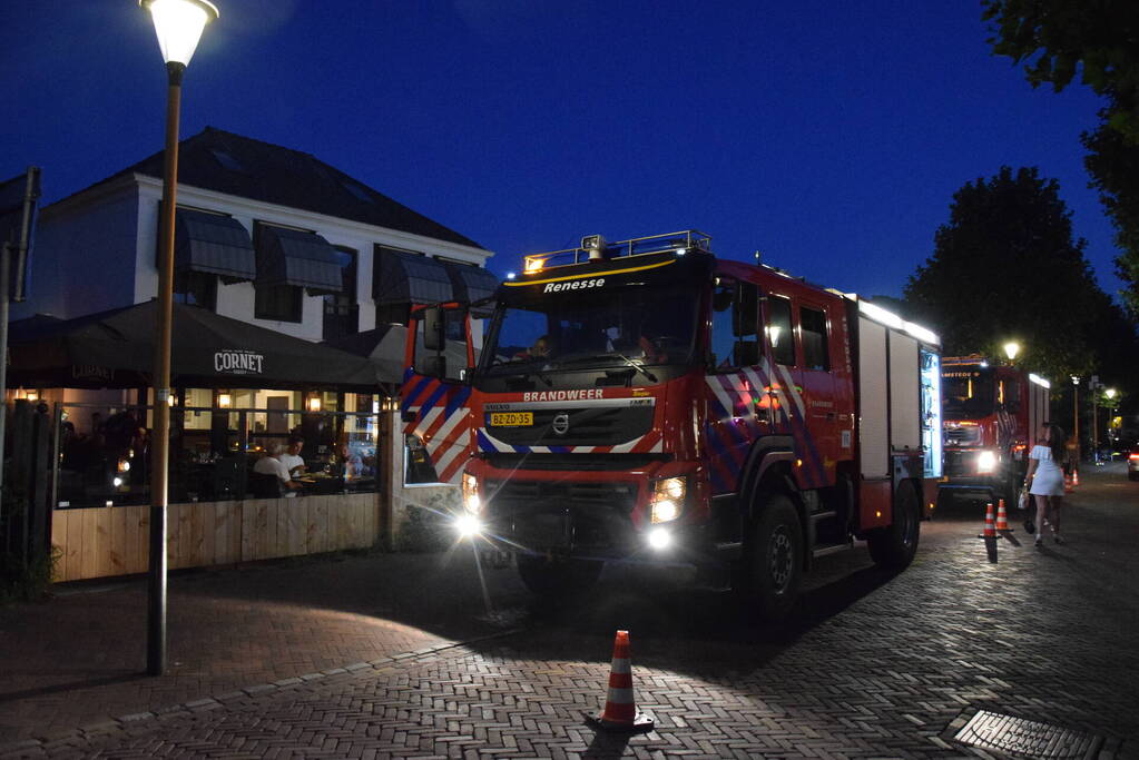Cafe ontruimd vanwege brand in spouwmuur