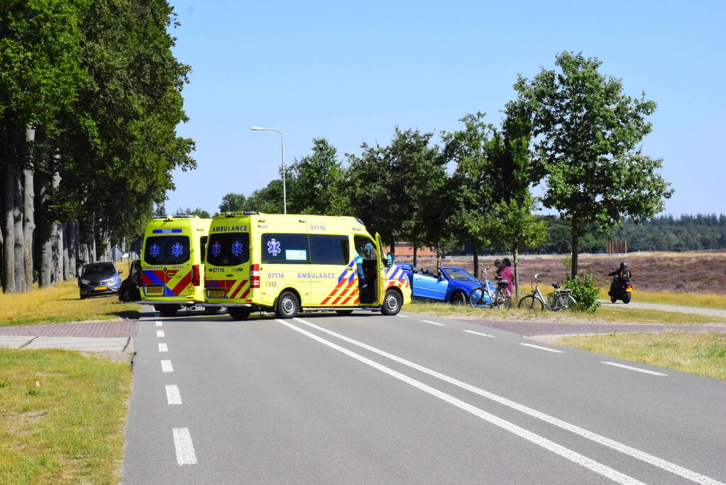 Frontale aanrijding met meerdere voertuigen