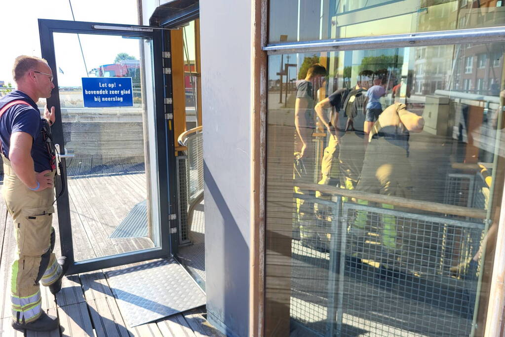 Brandweer schiet te hulp bij liftopsluiting tijdens hoge temperaturen
