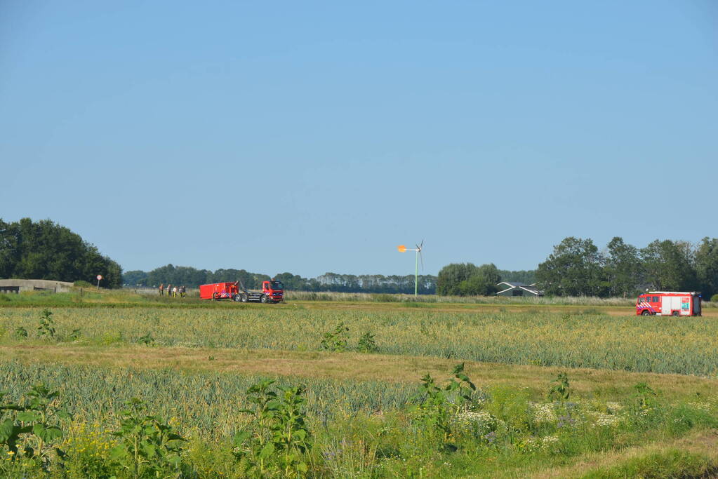 Grote brand in kuilbalen op boerderij