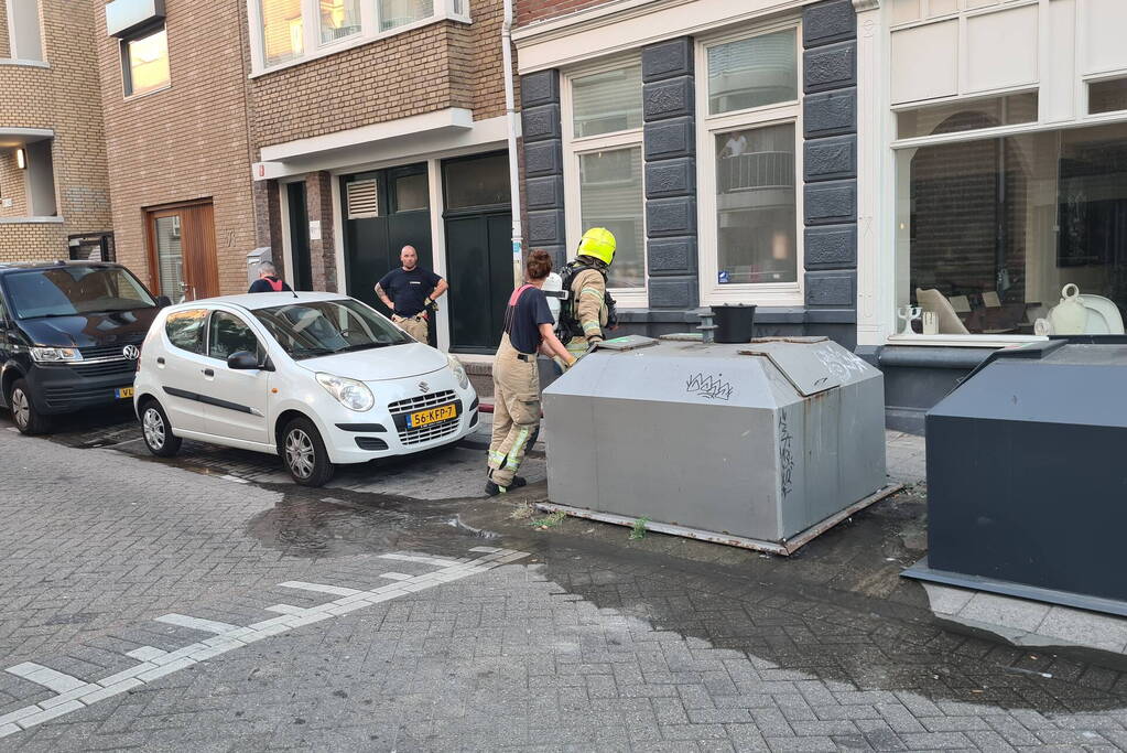 Afvalcontainer in brand