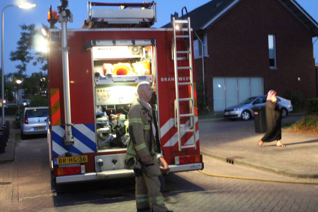 Bermbrand geblust door buurtbewoners