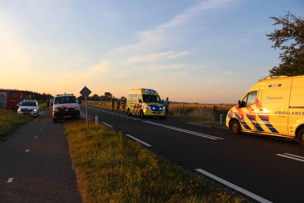 Automobilist belandt met auto te water