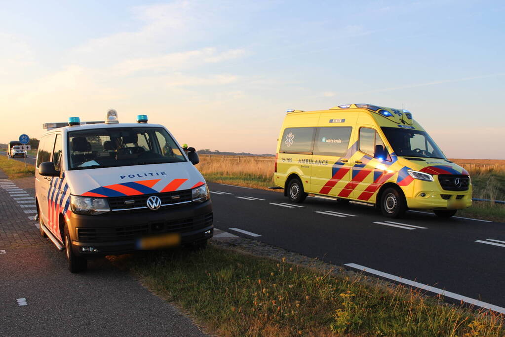 Automobilist belandt met auto te water