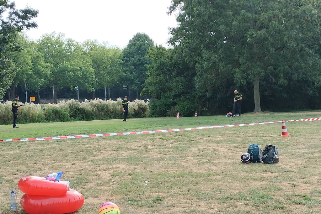 Politie doet onderzoek naar schietpartij in Vroesenpark