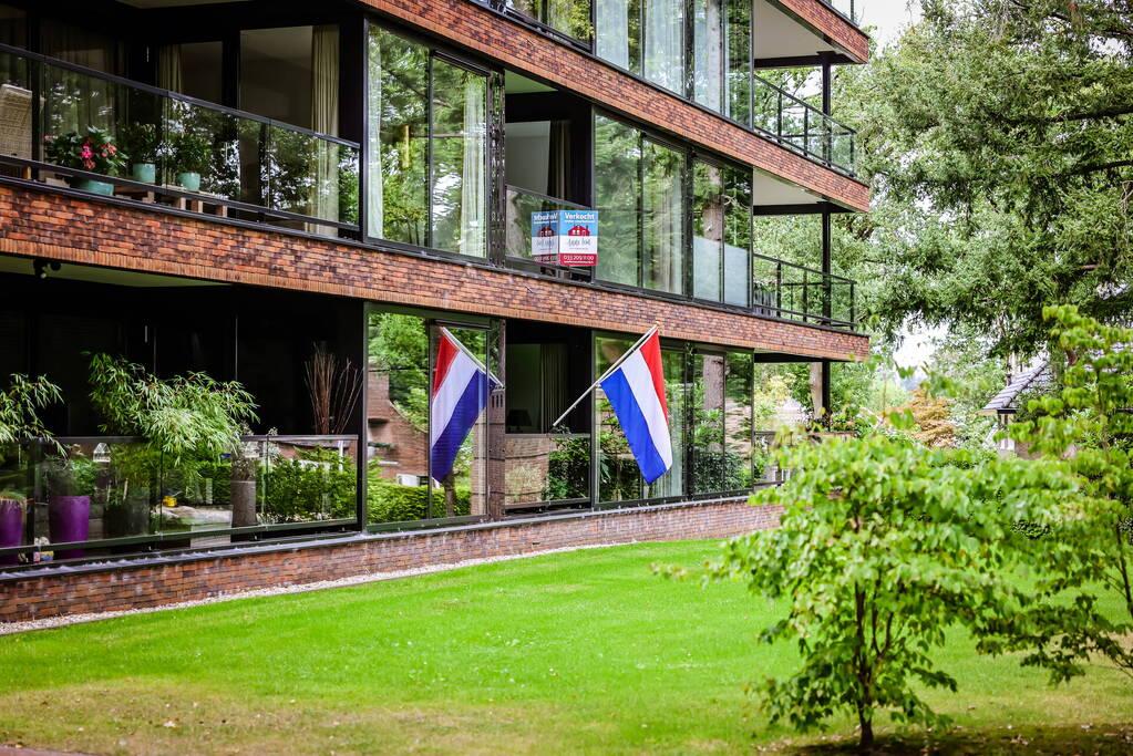 Vlaggen uit voor 77 jaar vrijheid