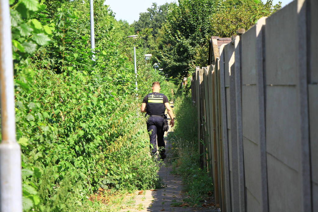 Zoekactie in Leuken naar gevluchte automobilist