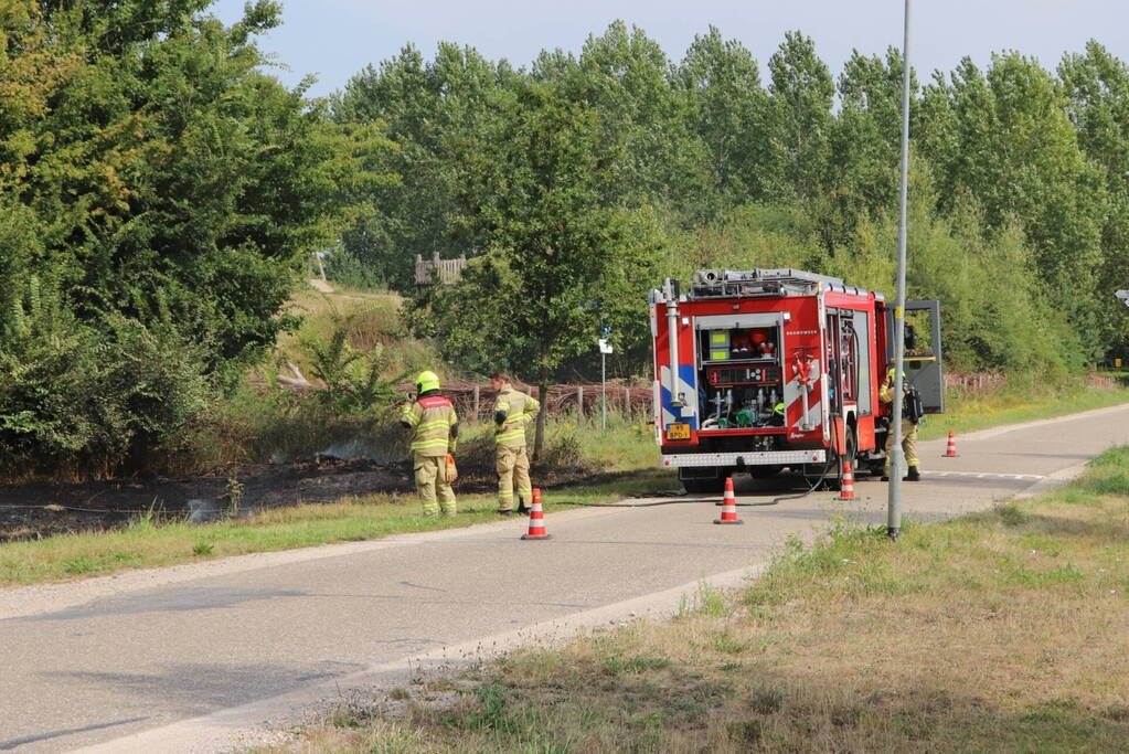 Stuk berm verwoest vanwege brand