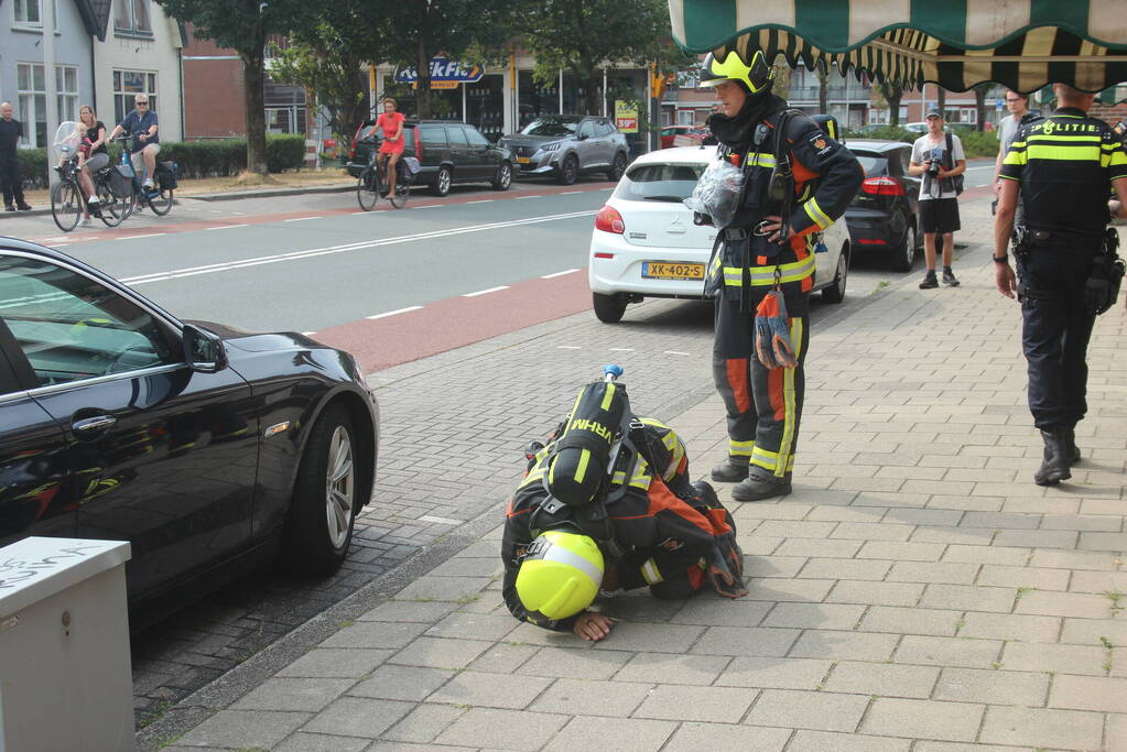 Brand in auto blijkt lek in koelvloeistoftank