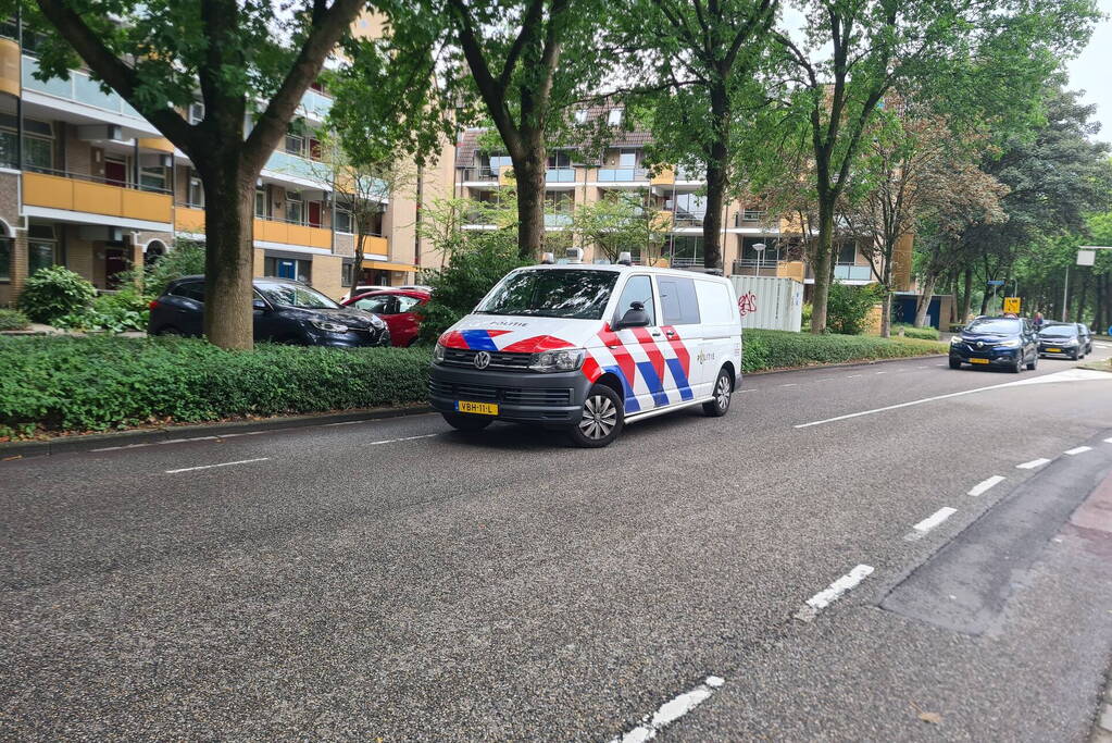 Brand in keuken van flatwoning