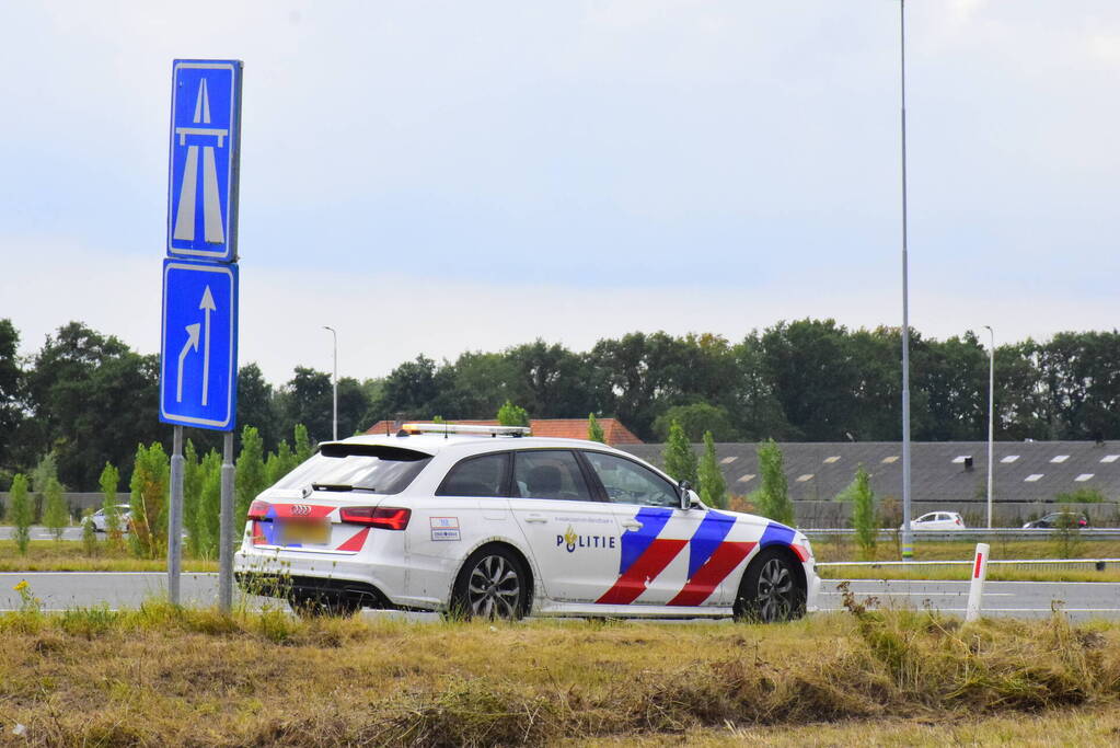 Vrouw met brommobiel probeert snelste route naar Leusden te nemen