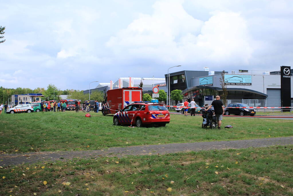 Zeer grote brand in bedrijfsverzamelgebouw