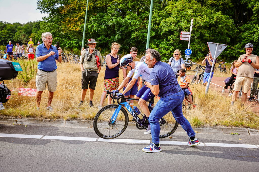 Topwielrenners Spaanse La Vuelta Holanda razen door de regio