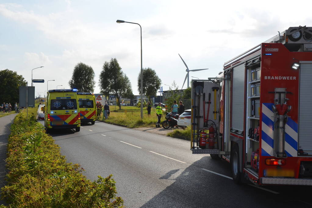 Motorrijder zwaargewond bij aanrijding