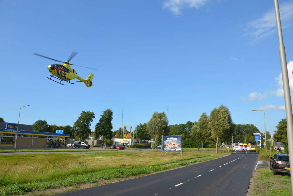 Motorrijder zwaargewond bij aanrijding