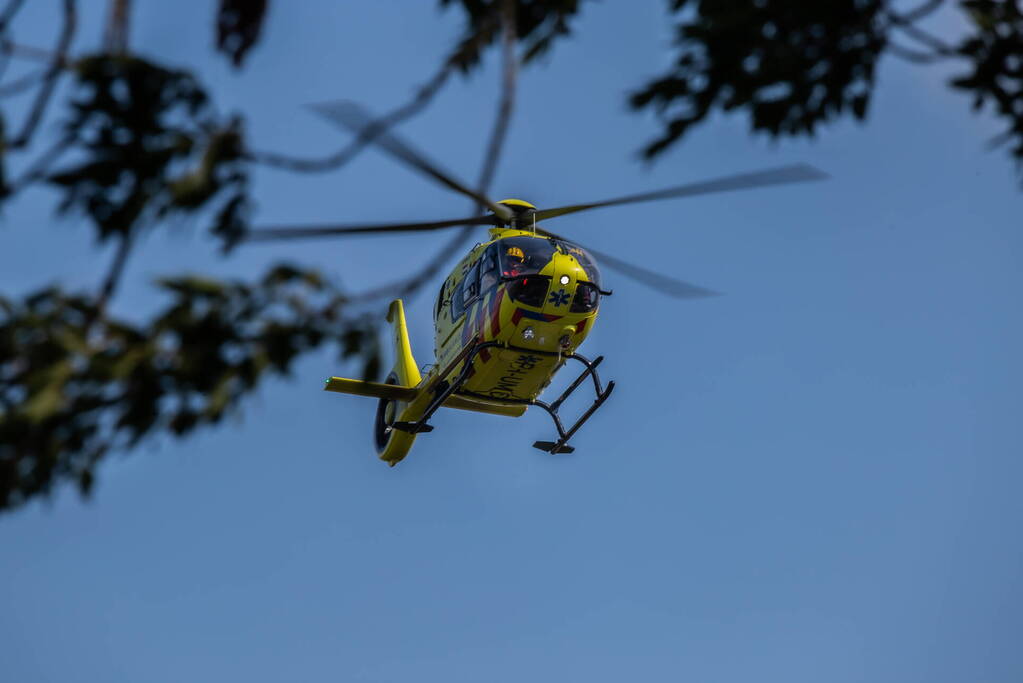 Mevrouw in gezicht getrapt door paard