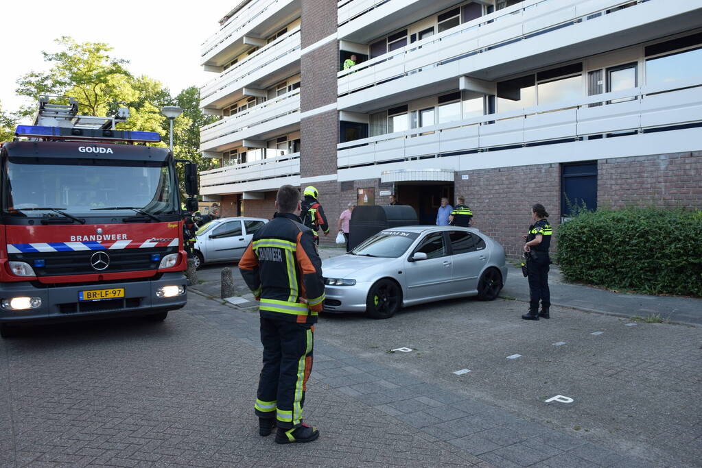 Slachtoffer heeft rook ingeademd bij woningbrand