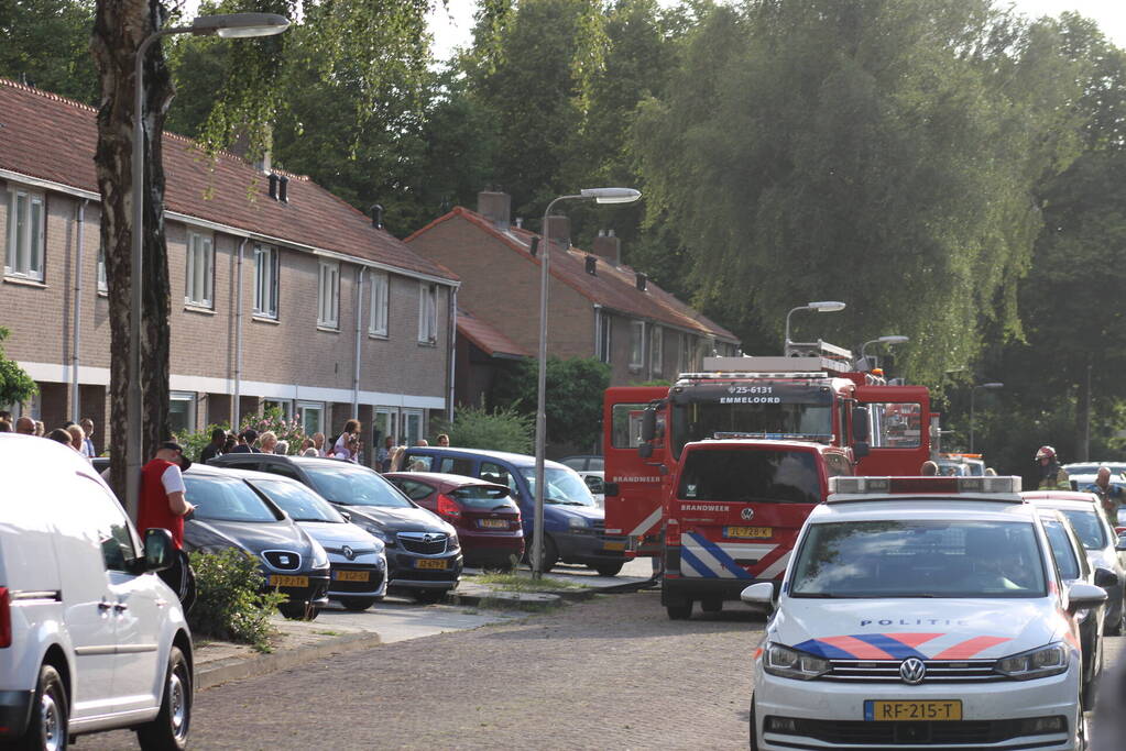 Woning zwartgeblakerd vanwege brand in keuken
