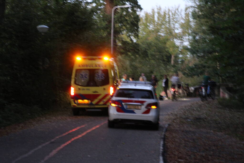 Scooter ten val in de berm