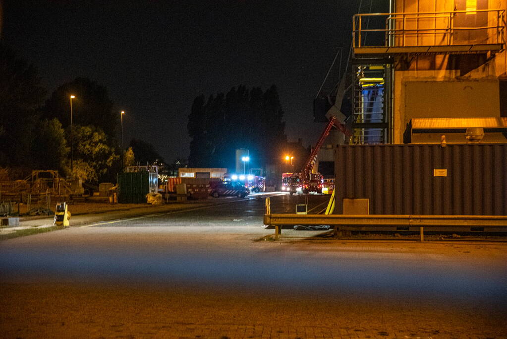 Veel rookontwikkeling bij brand op schip