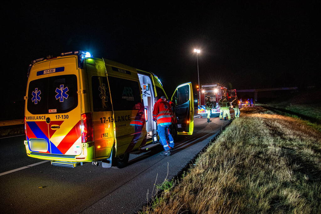 Dode en twee aanhoudingen bij ernstig verkeersongeval