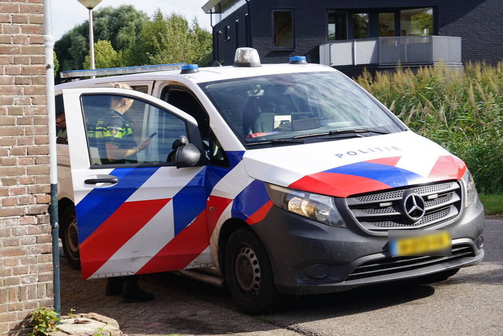 Drie verdachten op de vlucht na overval op Wibra