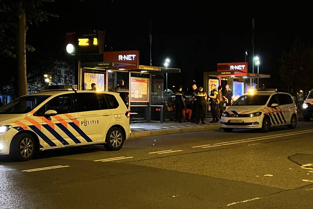 Persoon aangehouden naar mogelijk steekpartij