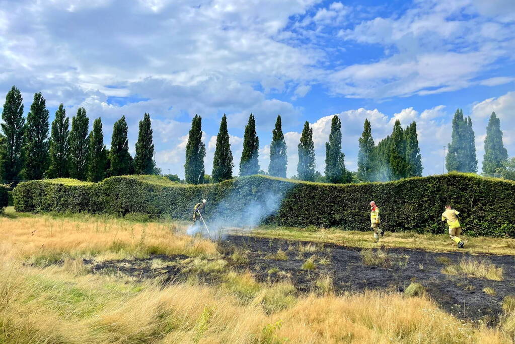 Flinke buitenbrand in Schothorsterpark