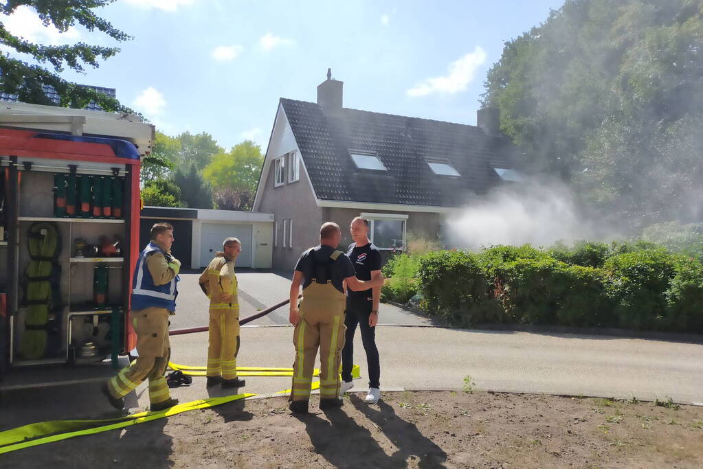 Flinke rookontwikkeling bij brand in woning