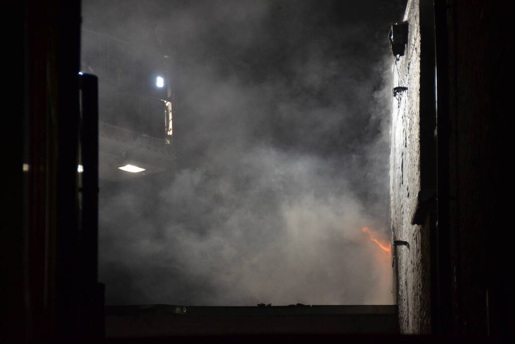 Uitslaande brand in woning