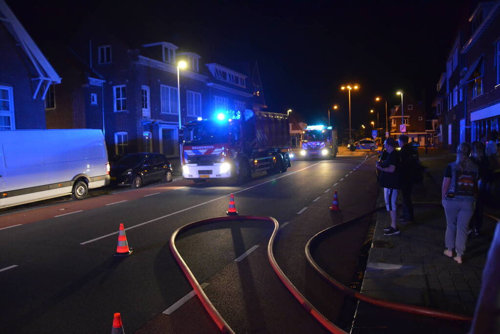 Uitslaande brand in woning