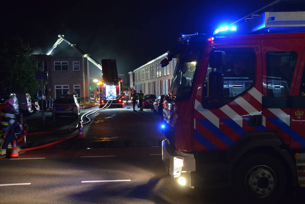 Uitslaande brand in woning