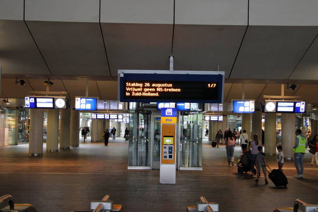 Erg stil op centraal station door staking NS-personeel