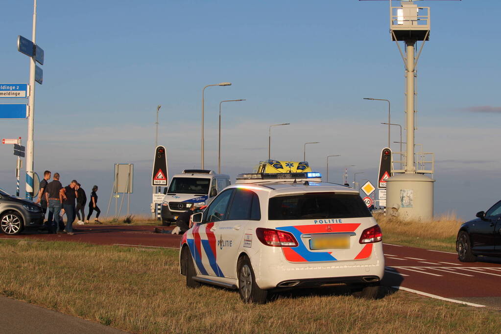 Persoon zwaargewond bij verkeersongeval