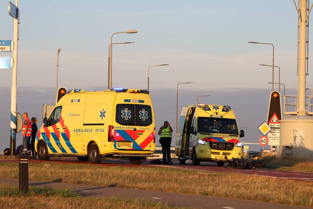 Persoon zwaargewond bij verkeersongeval