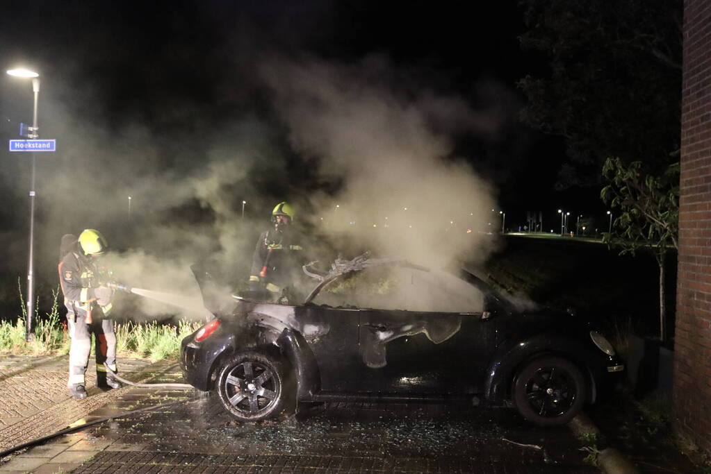 Flinke brand in cabrio