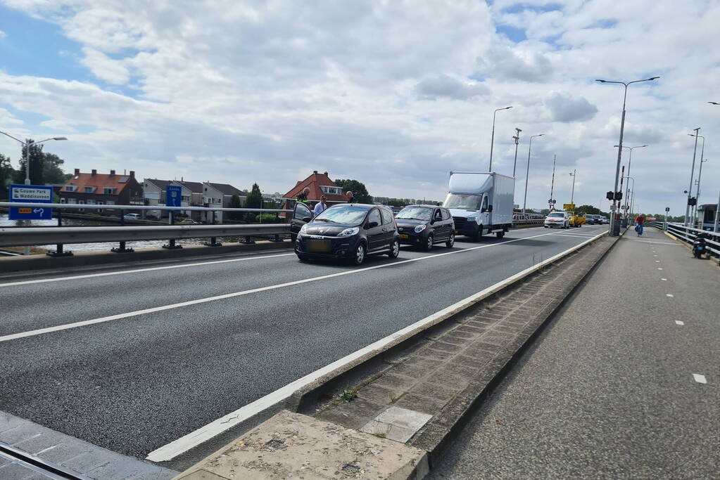Kop-staartbotsing op Coenecoopbrug