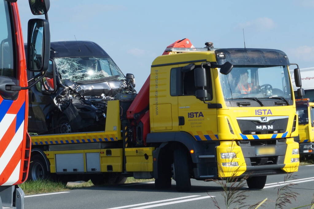 Meerdere voertuigen betrokken bij botsing