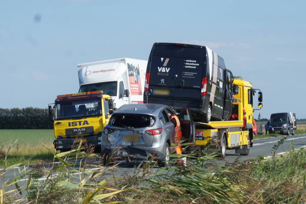 Meerdere voertuigen betrokken bij botsing