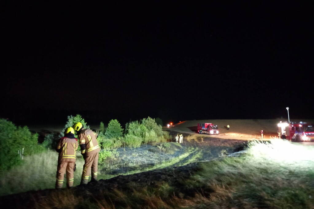 Flink stuk riet verbrand