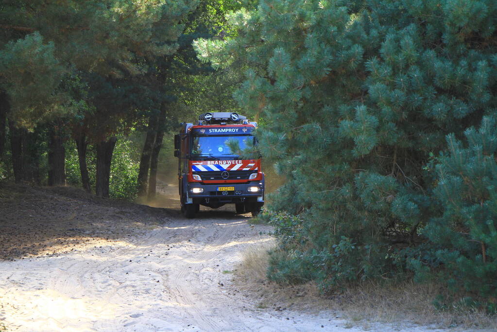 Brandweer ingezet voor stookvuur in bos